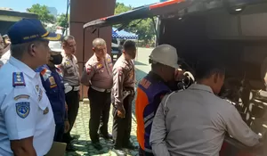 Personel Satlantas Polres Purwakarta Ikuti Peningkatan Kemampuan Ramp Check di Polda Jabar