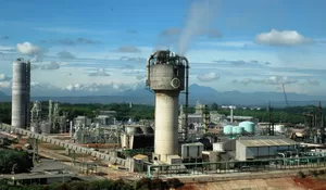 Terapkan Prinsip Industri Hijau, Pupuk Kujang Ubah Emisi Karbon jadi Produk Komersil