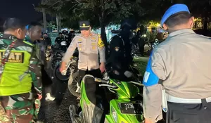 Jaga Kondusifitas dan Cegah Peredaran Miras, Polres Purwakarta Gencarkan Patroli Bareng TNI