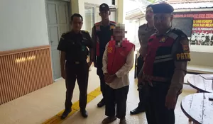 Samapta Polres Purwakarta Lakukan Pengawalan Tahanan Dari Lapas Ke Pengadilan