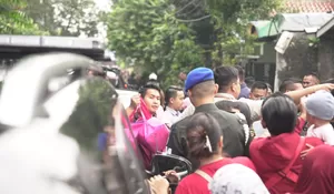 Dampingi Ibu Negara Iriana Jokowi Kunjungi Posyandu di Kota Bogor, Sendi Fardiansyah Disambut Teriakan Warga 'Kang Sendi Wali Kota'