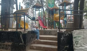 Liburan Murah Meriah! Ada Taman I Love Karawang yang Bisa Hilangkan Penat dan Bahagiakan Keluarga