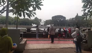 Pertunjukan Lama Nggak Operasi, Taman Air Mancur Sri Baduga Purwakarta Masih Ramai Dikunjungi