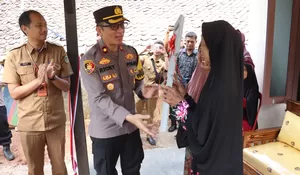 HUT Bhayangkara ke 78, Polres Purwakarta Gencarkan Bedah Rumah Warga Tidak Mampu