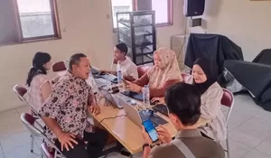 Baru 5,6 Persen Warga Karawang yang Migrasi KTP ke Identitas Kependudukan Digital