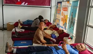 Setetes Darah Sejuta Cinta, FIFGROUP Purwakarta Gelar Donor Darah, Berhasil Kumpulkan 260 Kantong Darah