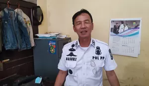 Waduh! Jalan di Depan Kantor Pemda Karawang Jadi Tempat Balap Liar, Tapi Satpol PP Nggak Bisa Amankan Para Pelaku