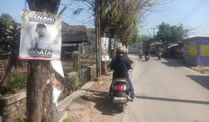Seliweran di Pinggir Jalan dan Ganggu Pemandangan, Spanduk Calon Bupati Karawang Dianggap Langgar Perda K3