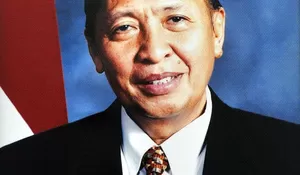 Mengenang Sosok Mendiang Hamzah Haz, Penjaga APBN hingga Banyak Menulis di Media Besar