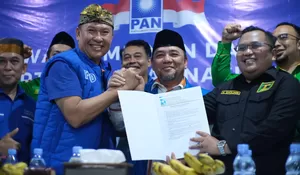PAN Berikan Surat Rekomendasi buat Paslon Heri Koswara dan Sholihin Maju Pilkada 2024 Kota Bekasi