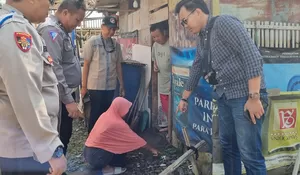 Bayi Laki-laki Dibuang di Warung Kopi, Tanpa Sehelai Kain dan Tali Pusar Belum Dipotomg