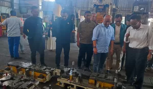 Ilham Habibie Kagum Lihat Mesin Penghasil Part untuk Toyota Fortuner di Karawang