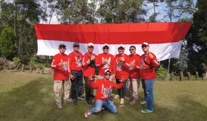 Kirab Hari Kemerdekaan, Bikers MBCI Bentangkan Bendera Merah Putih Raksasa di Situs Gunung Padang