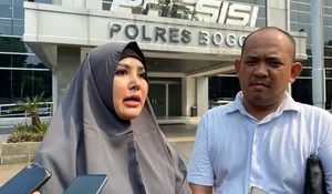 Pemeran Setan Budeg Cut Alona Kena Tipu Ratusan Juta Rupiah