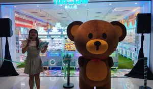 Pertama di Indonesia, Mesin Capit FunClaw Singapore Hadir di CCM, Buruan Dapatkan Boneka Ekslusif!