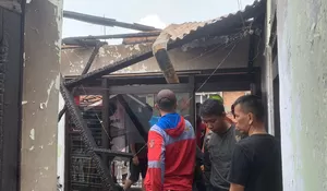 Dikira Ledakan Petasan, 3 Rumah Warga di Bondongan Kota Bogor Ludes Terbakar
