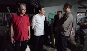 Bacawabup Bogor Kang Mus Kunjungi Warga Terdampak Bencana di Pamijahan dan Berikan Bantuan