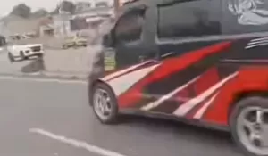 Viral Pengemudi Grandmax Kejar Pemotor dan Acungkan Pistol di Kemang, Ini Kata Polisi