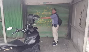 Respons Keresahan Warga, Polsek Klari Ontrog Warung Jual Obat Ilegal, Tapi Tutup..