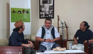 Silaturahmi ke Kelompok Wartawan DPRD, Rudy Susmanto Cerita Perjalanan Karir dan Peran Media yang Ikut Membesarkannya