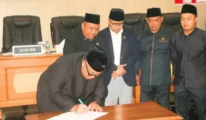 Kabupaten Sukabumi Teken Raperda Pengakuan dan Perlindungan Masyarakat Hukum Adat