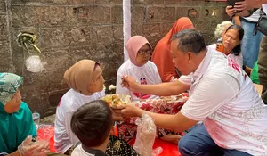 Sambil Curhat Langsung, Warga Duren Jaya Doakan Tri Adhianto Jadi Wali Kota Bekasi 2024