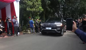Pembekalan Calon Menteri, Yusril Datang Pertama di Rumah Prabowo, Tito Karnavian Terakhir