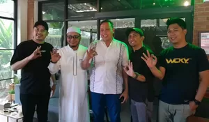 Di Tengah Kesibukan Kampanye, Paslon RIDHO Tetap Jalin Silaturahmi dengan Ulama Kota Bekasi