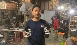 Kisah Sukses Pengusaha Sepatu dan Sandal asal Pamoyanan Bogor: Berawal dari Pegawai hingga Mampu Dirikan Home Industri, Sebulan Untung Puluhan Juta