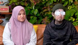 Ribuan Orang Tandatangani Petisi Kembalikan Donasi Agus Salim, Farhat Abbas Murka!