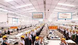 Raksasa Tekstil Sritex yang Pernah Dibanggakan Jokowi Bangkrut