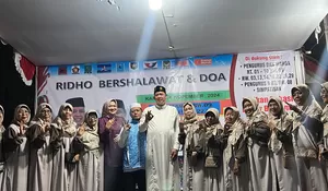 Sholawat dan Doa Bersama Warga Kaliabangtengah untuk Kemenangan Tri Adhianto dan Harris Bobihoe di Pilkada Kota Bekasi
