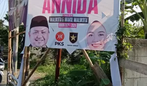 Waduh! Bilboard dan APK Cawalkot Bogor Atang Trisnanto Dirusak Orang Tak Dikenal, Ini yang Dilakukan Timses