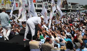 Kampanye Terakhir di Hadapan Ribuan Pendukung, Rudy Susmanto Sampaikan Terima Kasih untuk Tim Pemenangan dan Relawan