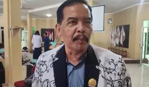 Momentum Hari Guru, Ketua PGRI Karawang : Masih Banyak Kasus Kriminalisasi Guru