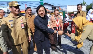 Uhuy, Komeng dan Pj Bupati Bogor Cek Kesiapan TPS Dekat Rumah Prabowo di Bojongkoneng