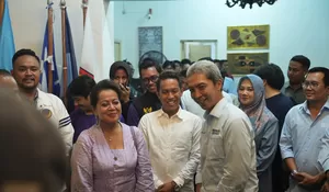 Dedie Jenal Unggul di Hitung Cepat Pilkada Kota Bogor, Sendi Melli Datang ke Posko Ucapkan Selamat