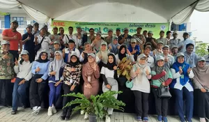 SMK Yapercik KIICC Karawang Kurang Penghijauan, 'Cair' CSR dari Perusahaan buat Tanam Pohon