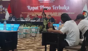 KPU Karawang Umumkan Kemenangan Paslon Aep-Maslani di Pilkada 2024