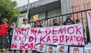 Kantor KPU dan Bawaslu Bogor Digeruduk Massa Aksi, Ini Tuntutannya
