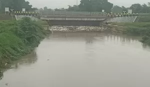 Cuaca Ekstrem Masih Terjadi, Masyarakat Cikampek Karawang Khawatir Banjir Lagi