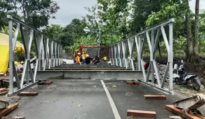 Pembangunan Jembatan Bailey Geopark Ciletuh Sukabumi Dikebut, Warga Diminta Sabar