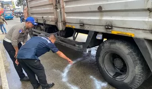 Truk Fuso Terlibat Kecelakaan di Jalan Raya Ciawi-Sukabumi, Tabrak Dua Sepeda Motor, Satu Orang Meninggal di Lokasi Kejadian