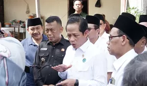 Cek Lokasi Bencana Banjir, Menteri Lingkungan Hidup Sebut Wilayah Hulu di Ponorogo Kurang Vegetasi