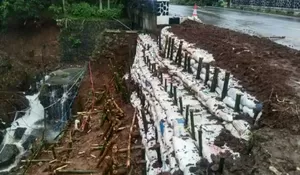 Waspada! Ada 10 Titik Lokasi Jalan Amblas di Nyalindung dan Purabaya Sukabumi