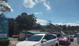Macet di Jalur Alternatif Puncak Bogor, Camat: Butuh Pelebaran Jalan