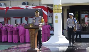 Kapolres Sukabumi Pimpin Upacara Kenaikan Pangkat 11 Perwira dan 53 Bintara Polres Sukabumi