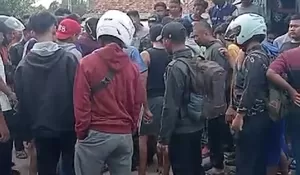 Bukannya Nyanyi Malah Nyuri Motor, Pengamen Habis Dihajar Warga