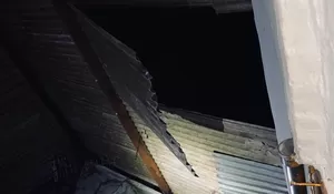 Atap Rumah Warga di Sukasari Bogor Ambruk Imbas Diterjang Angin Kencang