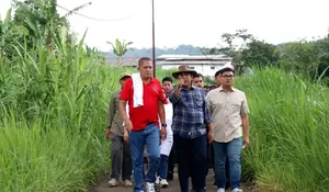 Kala Ketua DPRD Bogor Dampingi Ahmad Muzani Kunjungi Peternak Sapi di Cibungbulang, Sampaikan Harapan Besar Prabowo